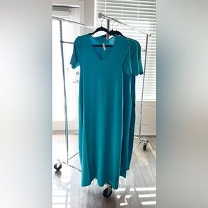 AQUA BLUE MAXI DRESS 👗 SUMMER, BEACH 🏝️ SIZE SMALL LAST ONE